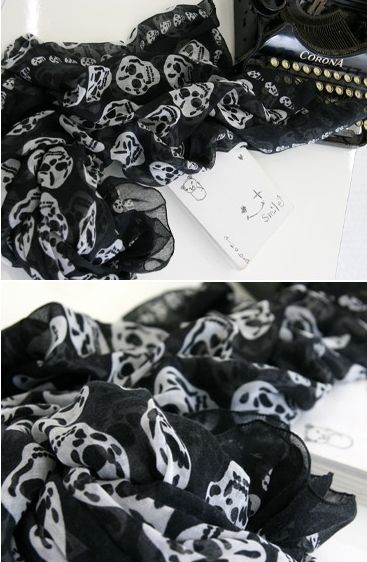 lenço caveira preto